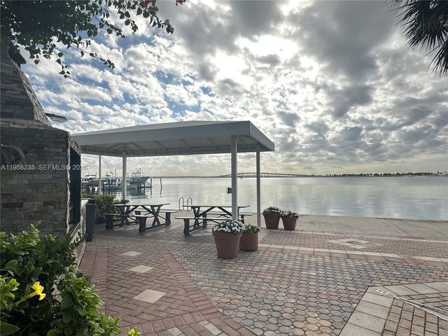 1925 Brickell Ave D1201, Miami, FL 33129