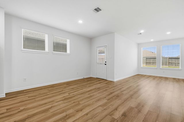 17043 Luminous Ln, Hockley, TX 77447