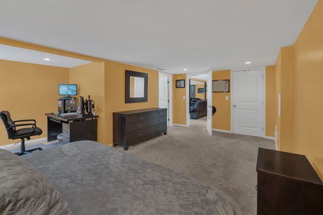 102 Woodyside Dr, Hendersonville, TN 37075