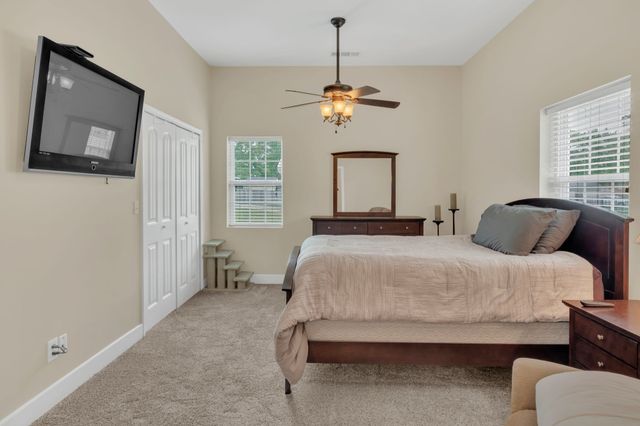 102 Woodyside Dr, Hendersonville, TN 37075