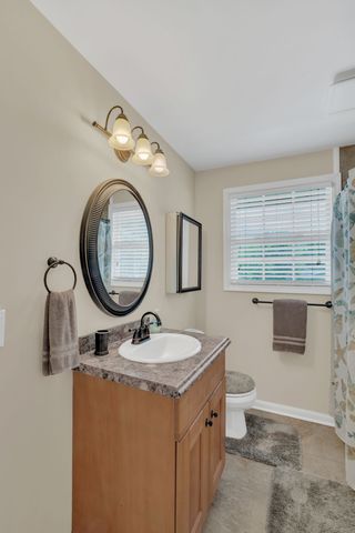 102 Woodyside Dr, Hendersonville, TN 37075