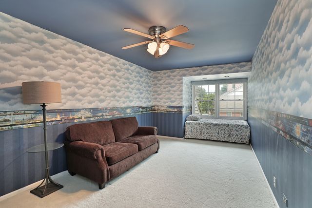 301 Princeton Lane, Glenview, IL 60026