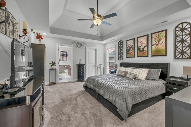 203 Quail Ct, Clarksville, TN 37042
