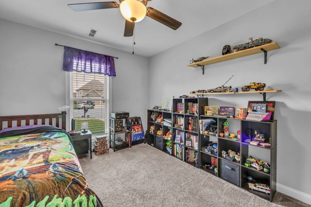 203 Quail Ct, Clarksville, TN 37042