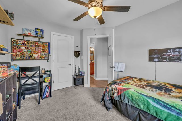 203 Quail Ct, Clarksville, TN 37042