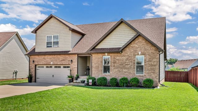 203 Quail Ct, Clarksville, TN 37042