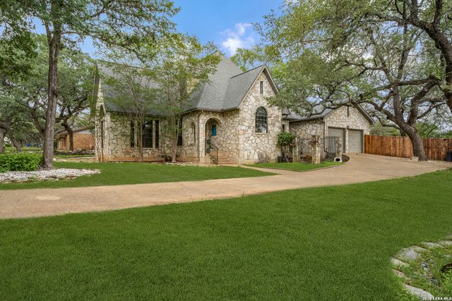 2126 PIPESTONE DR, San Antonio, TX 78232