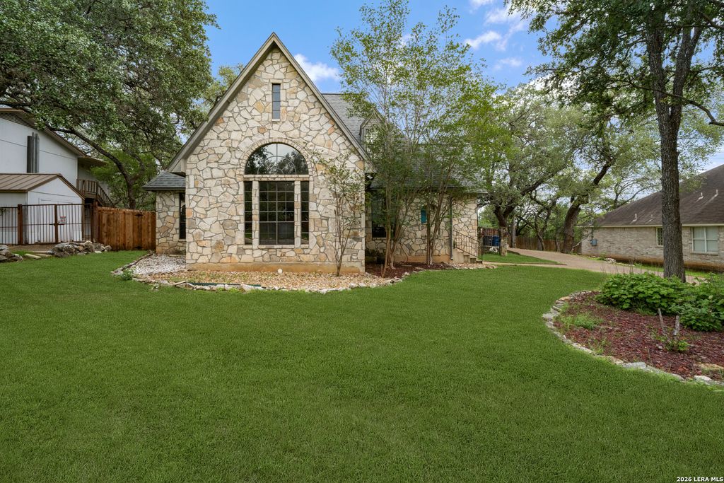 2126 PIPESTONE DR, San Antonio, TX 78232
