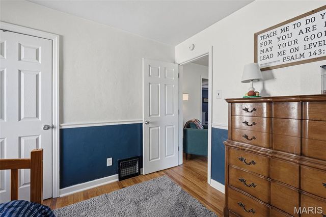9233 Southview Lane, St Louis, MO 63123