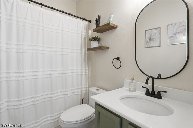 15080 Hawks Shadow DR S, Fort Myers, FL 33905