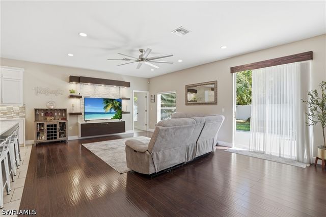 15080 Hawks Shadow DR S, Fort Myers, FL 33905