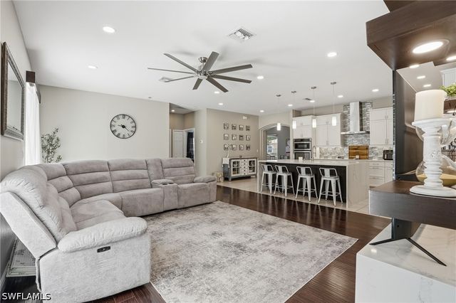 15080 Hawks Shadow DR S, Fort Myers, FL 33905