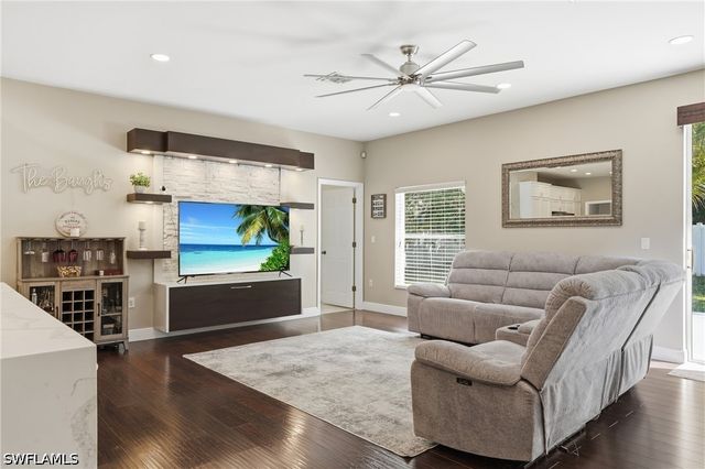 15080 Hawks Shadow DR S, Fort Myers, FL 33905