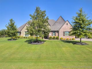 6609 E 89th Street N, Owasso, OK 74055