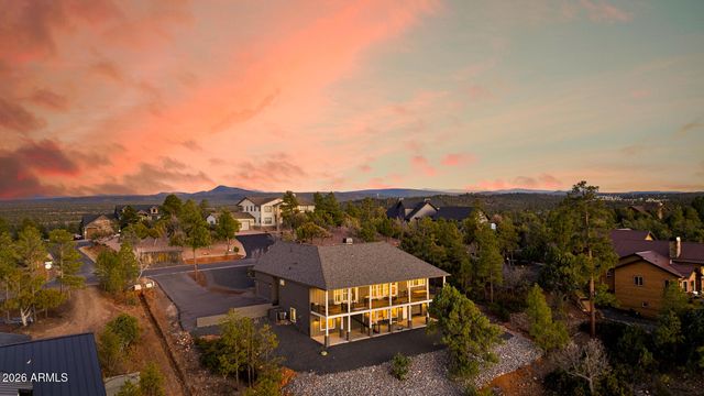 1930 S TWIN PEAK Trail, Show Low, AZ 85901