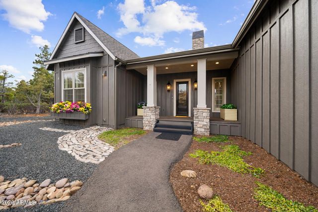 1930 S TWIN PEAK Trail, Show Low, AZ 85901