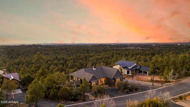 1930 S TWIN PEAK Trail, Show Low, AZ 85901