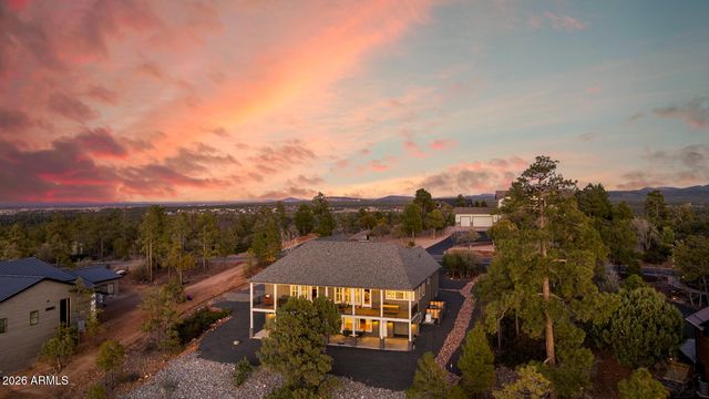1930 S TWIN PEAK Trail, Show Low, AZ 85901
