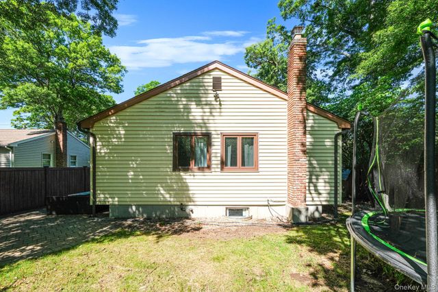 171 Tyler Avenue, Miller Place, NY 11764