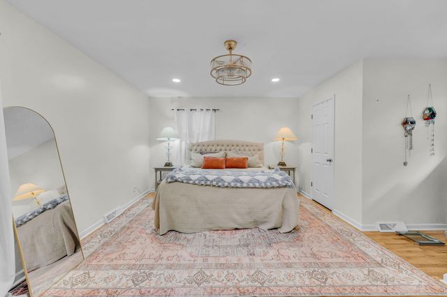 768 Fort Johnson Road, Charleston, SC 29412