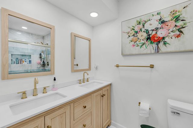 768 Fort Johnson Road, Charleston, SC 29412
