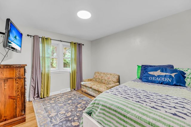 768 Fort Johnson Road, Charleston, SC 29412