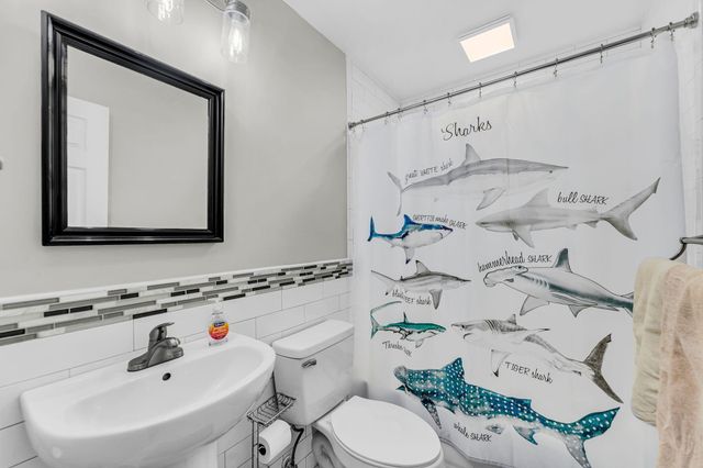 768 Fort Johnson Road, Charleston, SC 29412