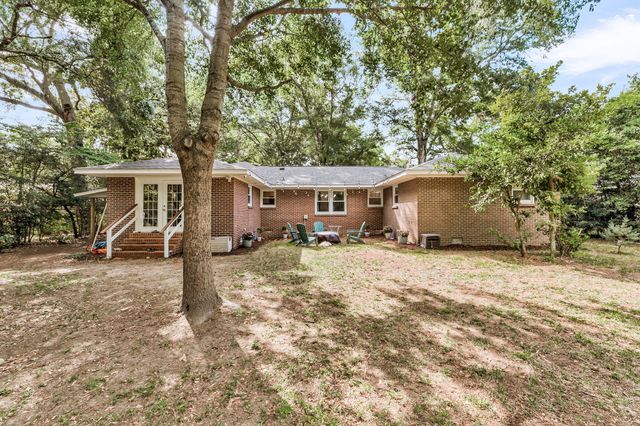 768 Fort Johnson Road, Charleston, SC 29412
