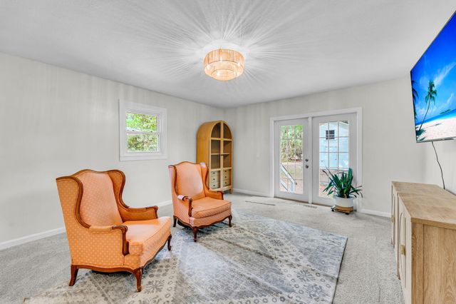 768 Fort Johnson Road, Charleston, SC 29412