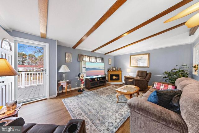 154 BRIGHTON RD, Barnegat, NJ 08005