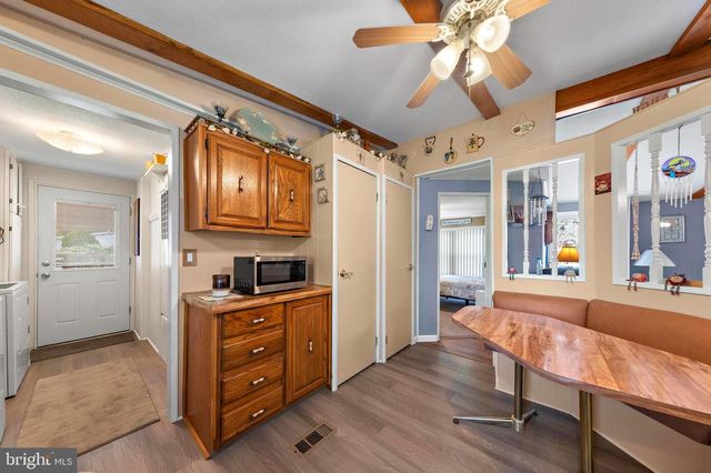 154 BRIGHTON RD, Barnegat, NJ 08005