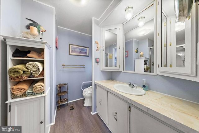 154 BRIGHTON RD, Barnegat, NJ 08005