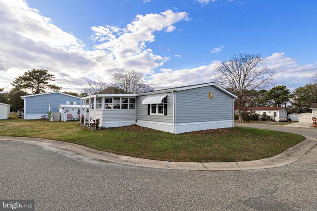 154 BRIGHTON RD, Barnegat, NJ 08005