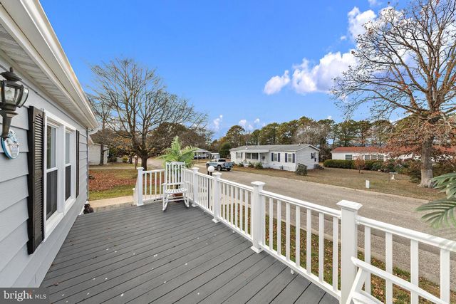 154 BRIGHTON RD, Barnegat, NJ 08005