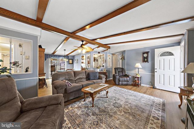 154 BRIGHTON RD, Barnegat, NJ 08005