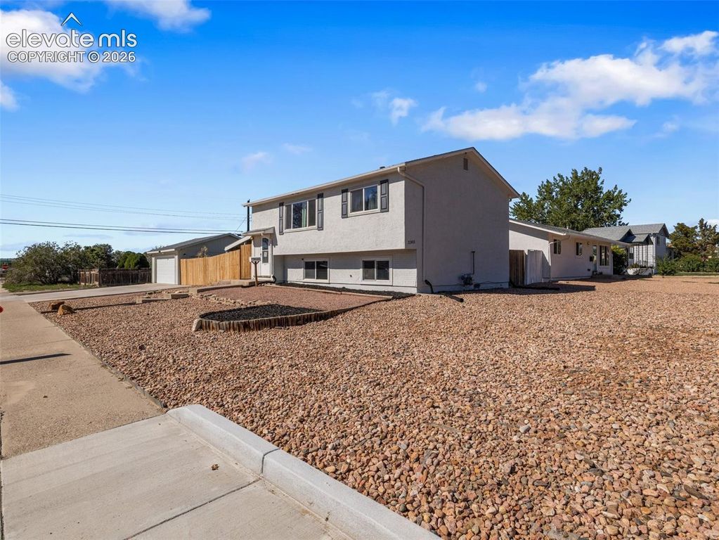 2303 Cheyenne Avenue, Pueblo, CO 81003 — photo 5