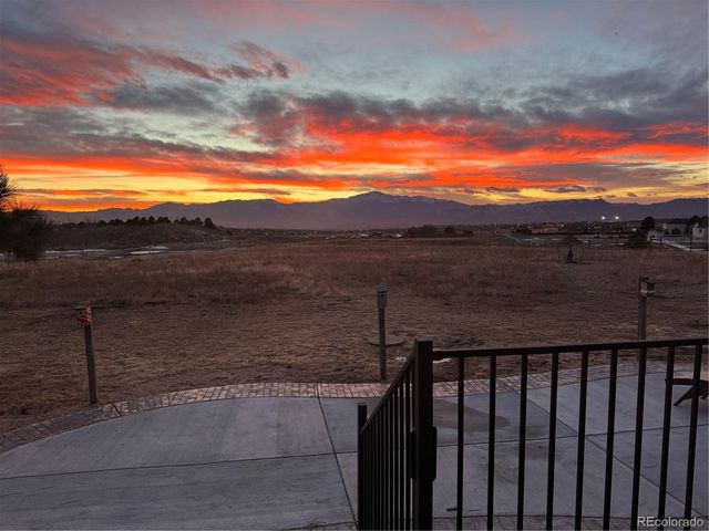 7075 Silver Ponds Heights, Colorado Springs, CO 80908