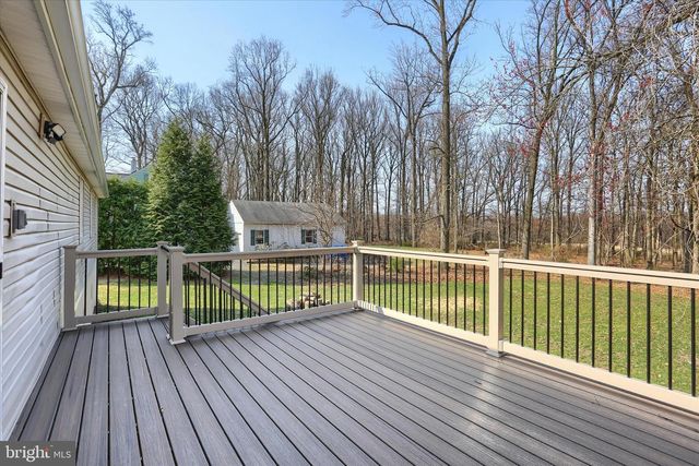 1924 SAND HILL RD, Hershey, PA 17033