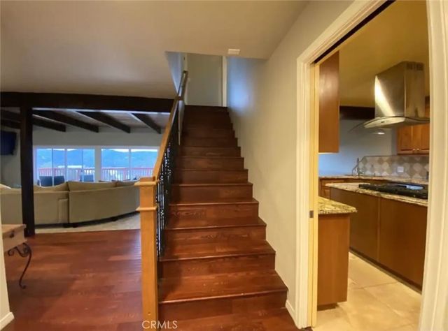 27547 Alpen Drive, Lake Arrowhead, CA 92352