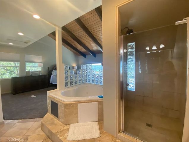 27547 Alpen Drive, Lake Arrowhead, CA 92352