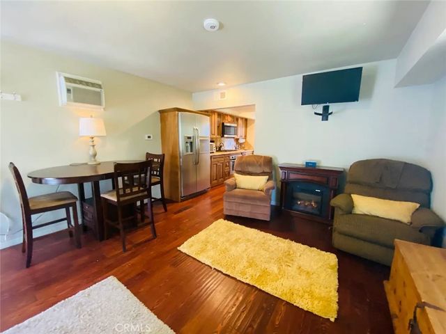 27547 Alpen Drive, Lake Arrowhead, CA 92352