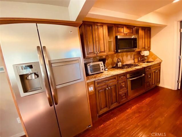 27547 Alpen Drive, Lake Arrowhead, CA 92352