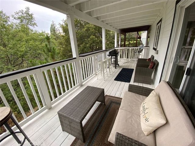 27547 Alpen Drive, Lake Arrowhead, CA 92352