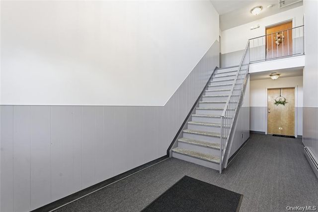 210 Fulton Street 1F, Farmingdale, NY 11735