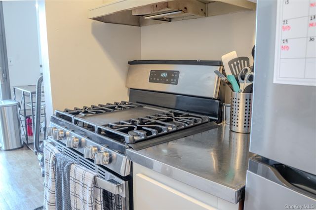 210 Fulton Street 1F, Farmingdale, NY 11735