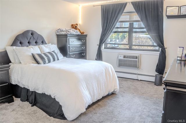 210 Fulton Street 1F, Farmingdale, NY 11735