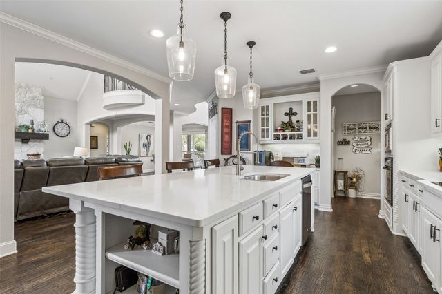 5016 Apache Circle, Frisco, TX 75034