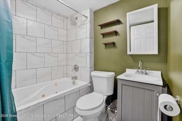1123 W Ottawa Street, Lansing, MI 48915