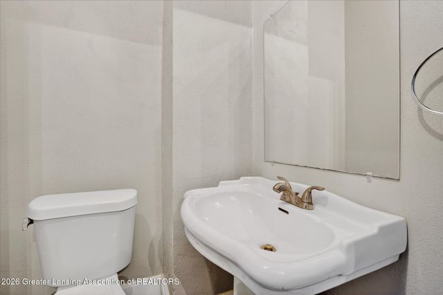 1123 W Ottawa Street, Lansing, MI 48915