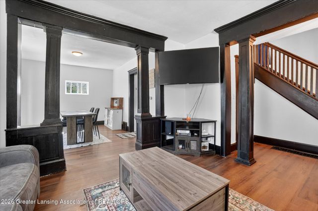1123 W Ottawa Street, Lansing, MI 48915